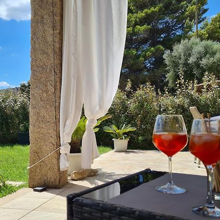 Villa vista pineta - 90 mt dalla spiaggia Budoni Esterno foto