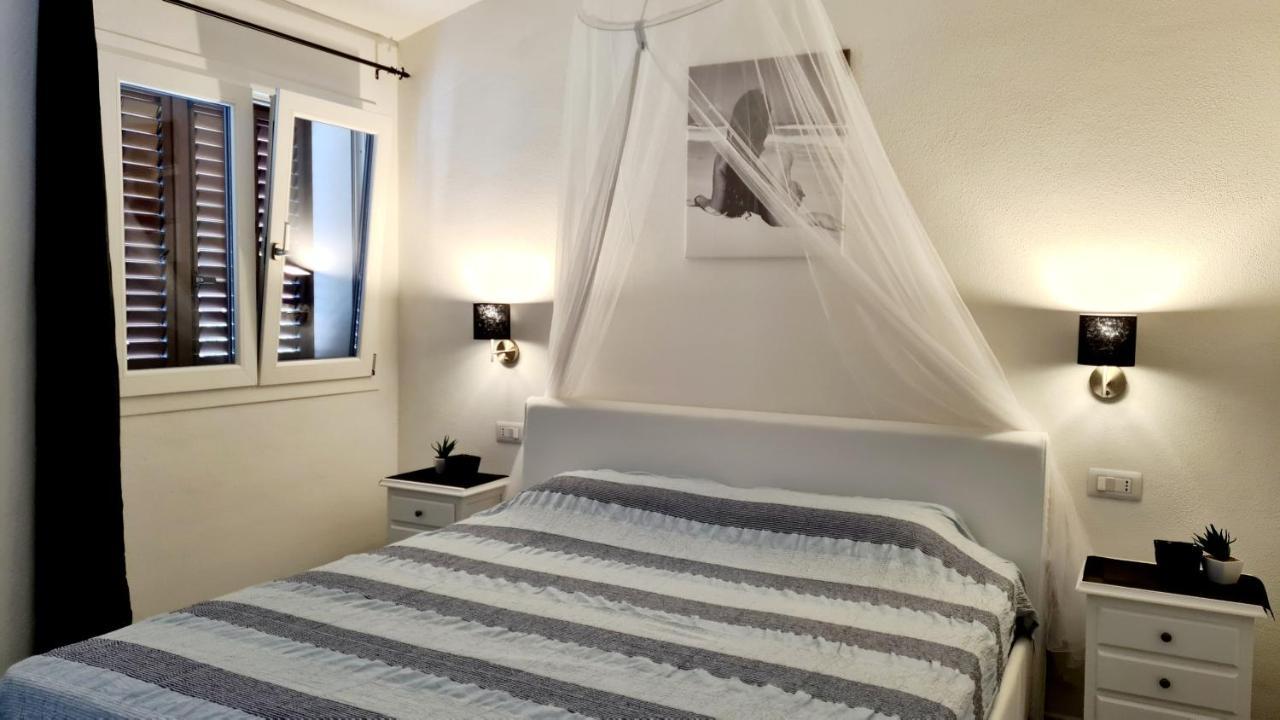 Villa vista pineta - 90 mt dalla spiaggia Budoni Esterno foto