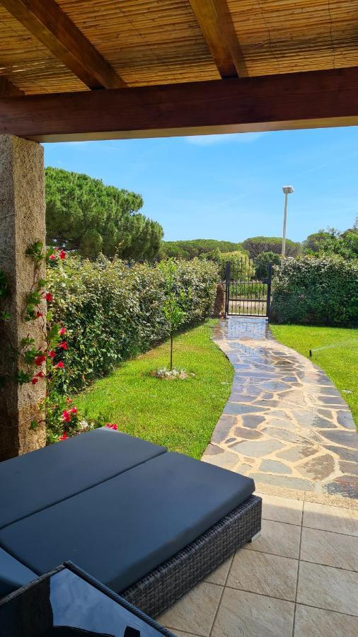 Villa vista pineta - 90 mt dalla spiaggia Budoni Esterno foto