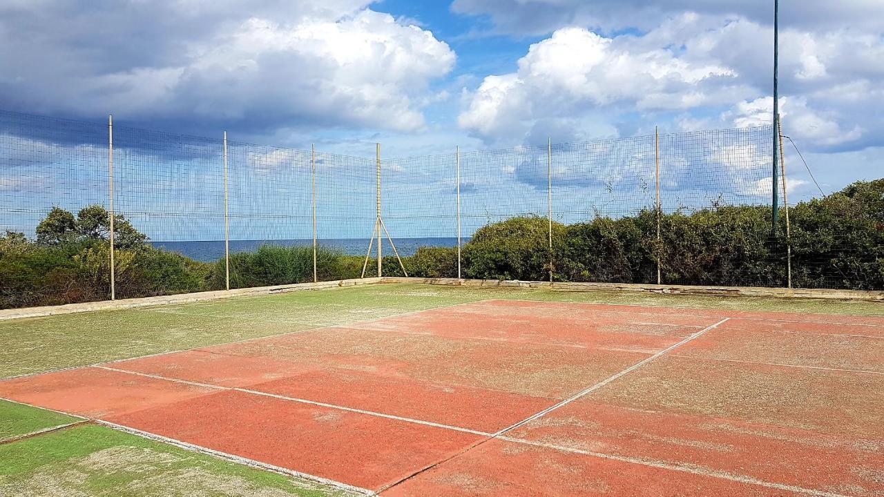 Villa vista pineta - 90 mt dalla spiaggia Budoni Esterno foto